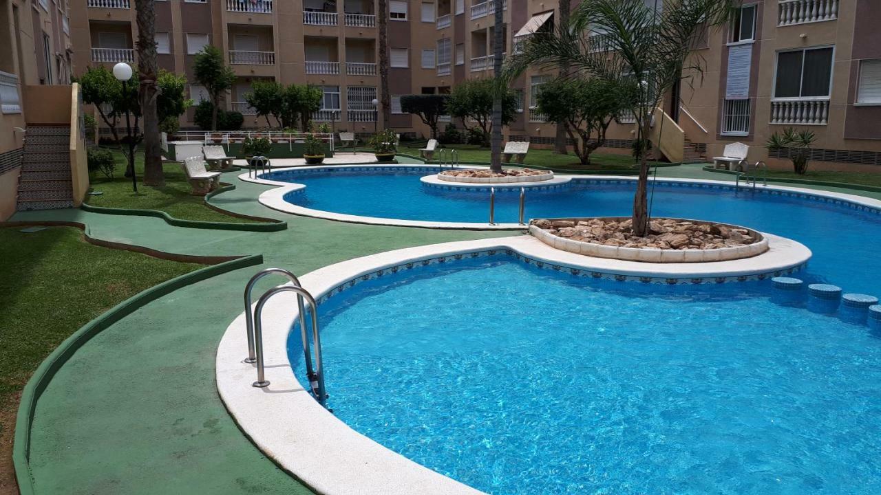 Jose Hurtado Apartamento Torrevieja Exterior foto