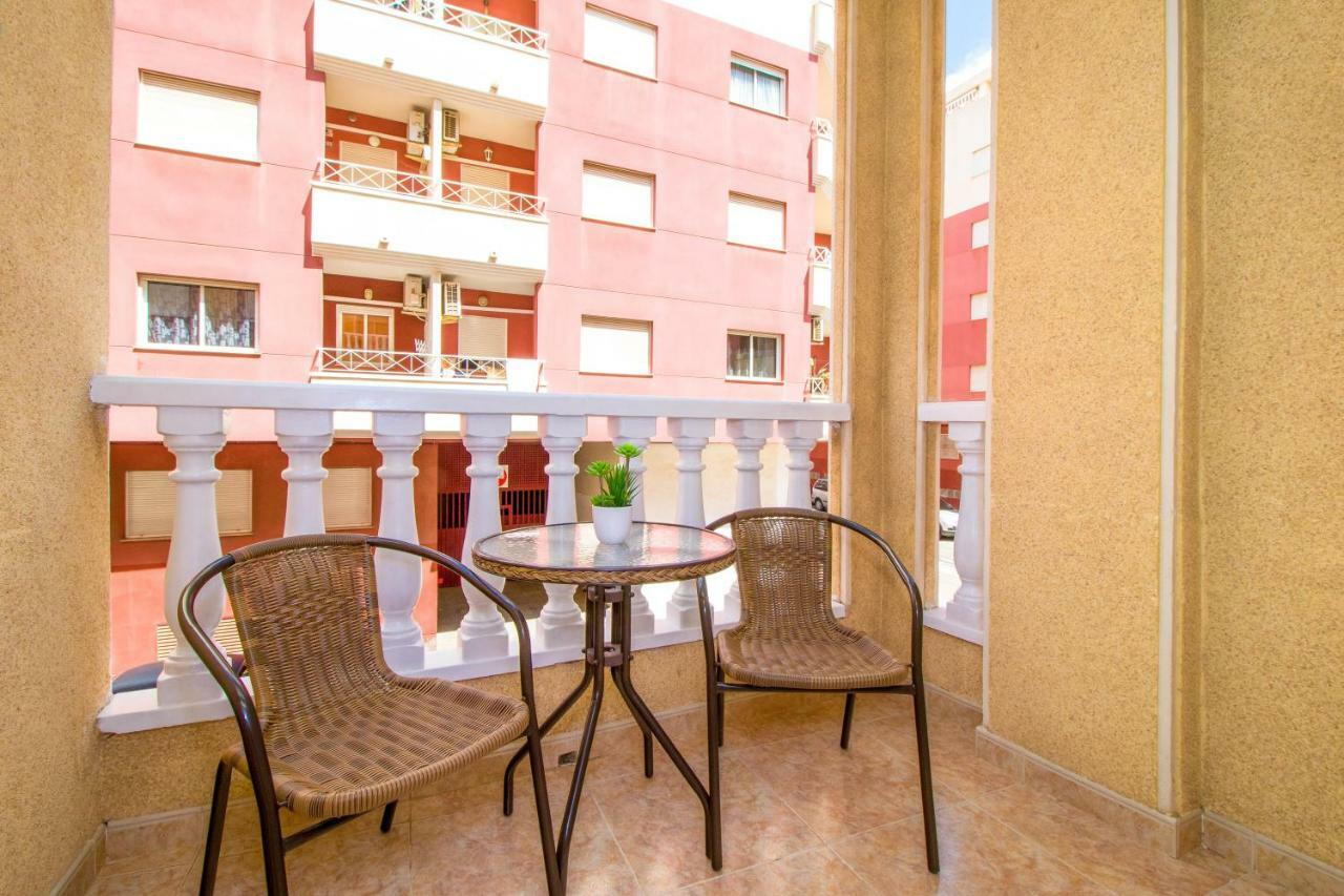 Jose Hurtado Apartamento Torrevieja Exterior foto